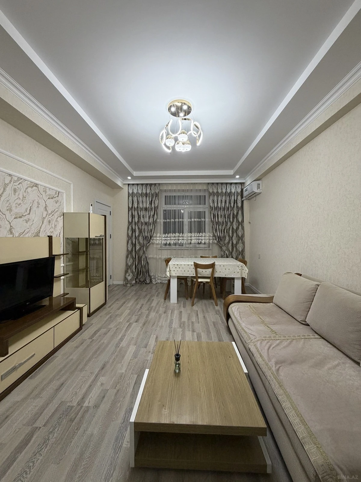 Satılır 2 otaqlı mənzil 57 m²
