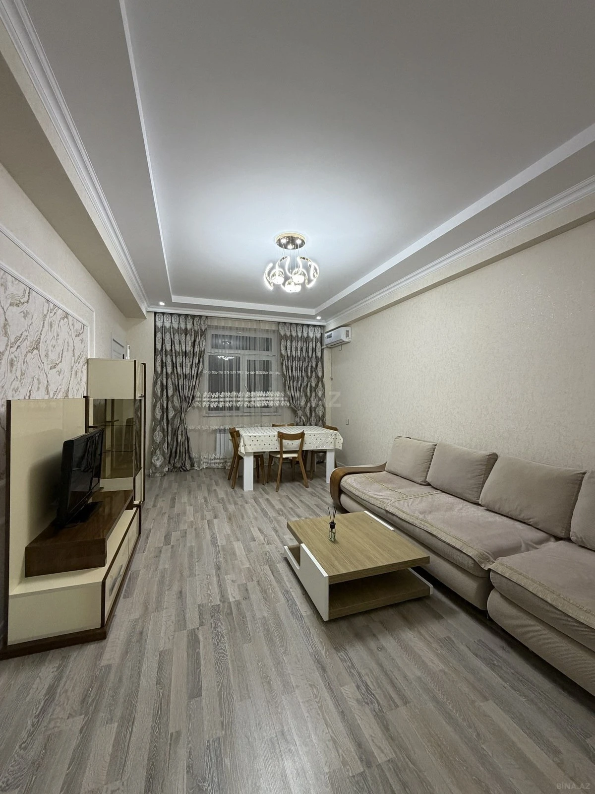 Satılır 2 otaqlı mənzil 57 m²