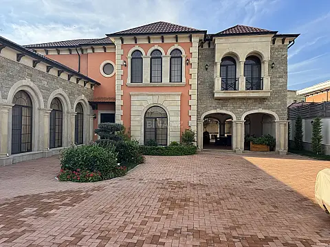 Satılır 6 otaqlı həyət evi 342 m² — Bakı, Mərdəkan 6 otaq 342.00 m²