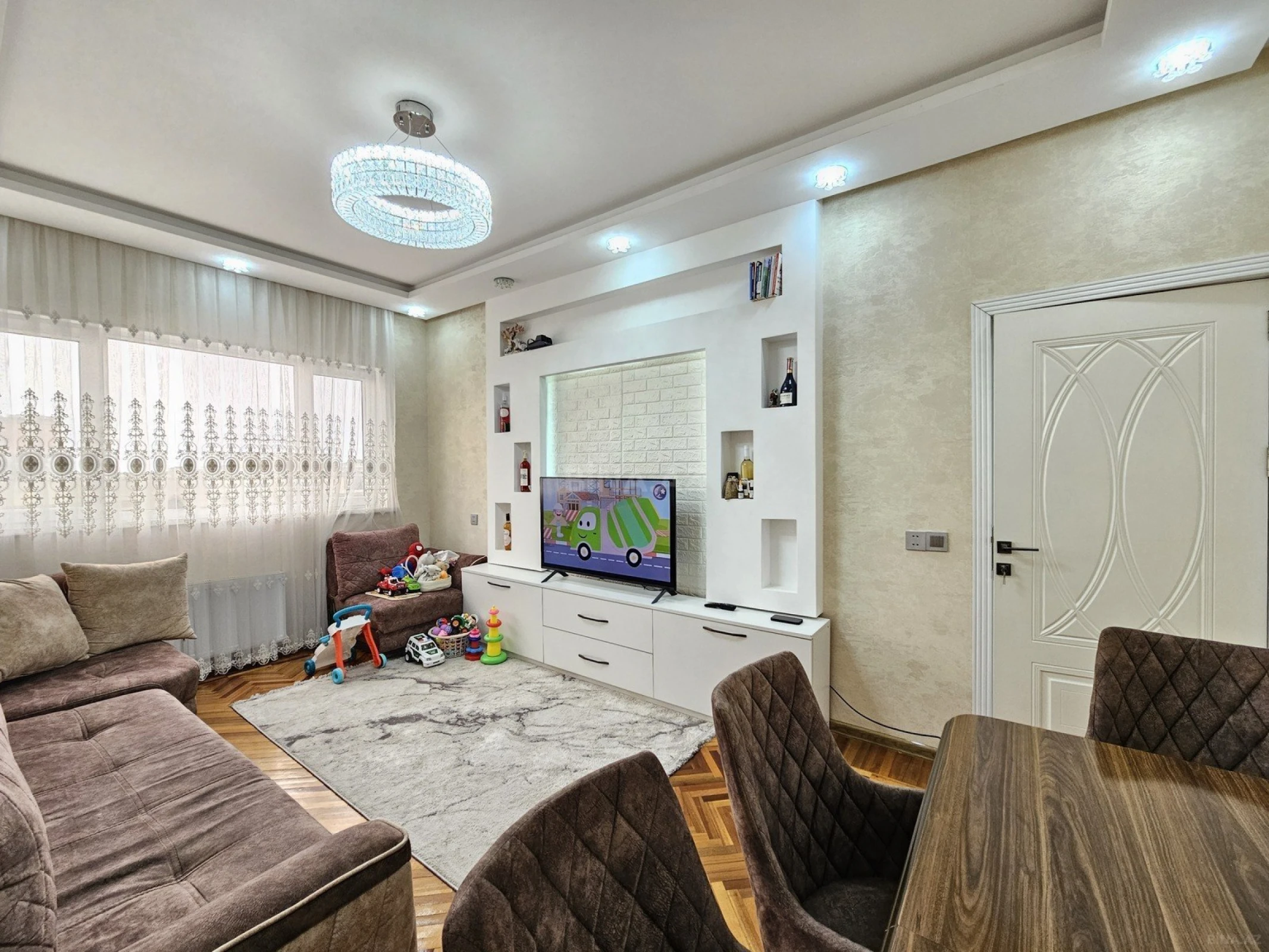Satılır 3 otaqlı mənzil 85 m²