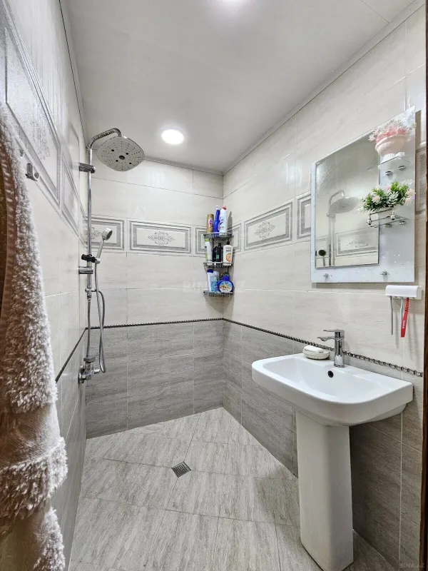 Satılır 3 otaqlı mənzil 90 m²