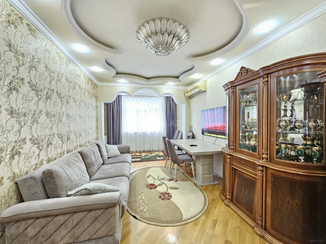 Satılır 3 otaqlı mənzil 90 m²