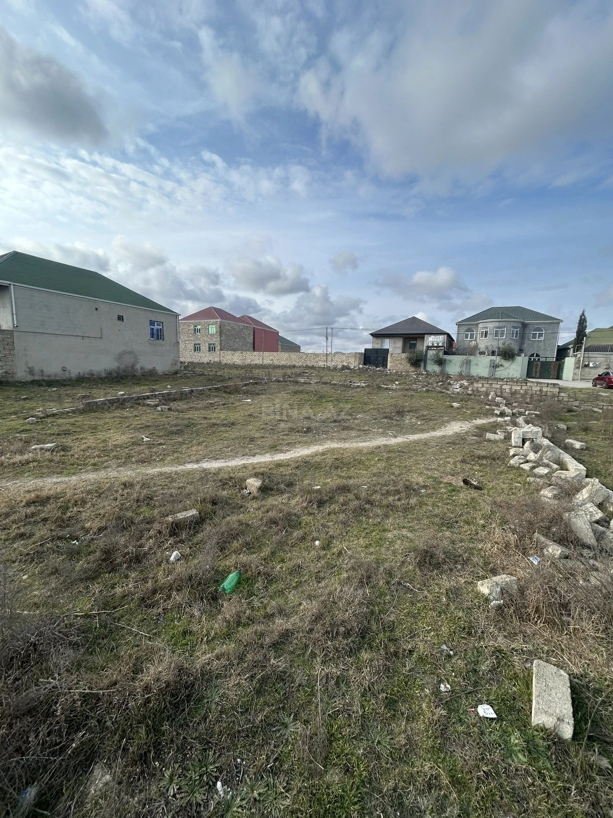 Satılır torpaq sahəsi 2 m²