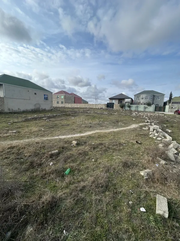 Satılır torpaq sahəsi 2 m²