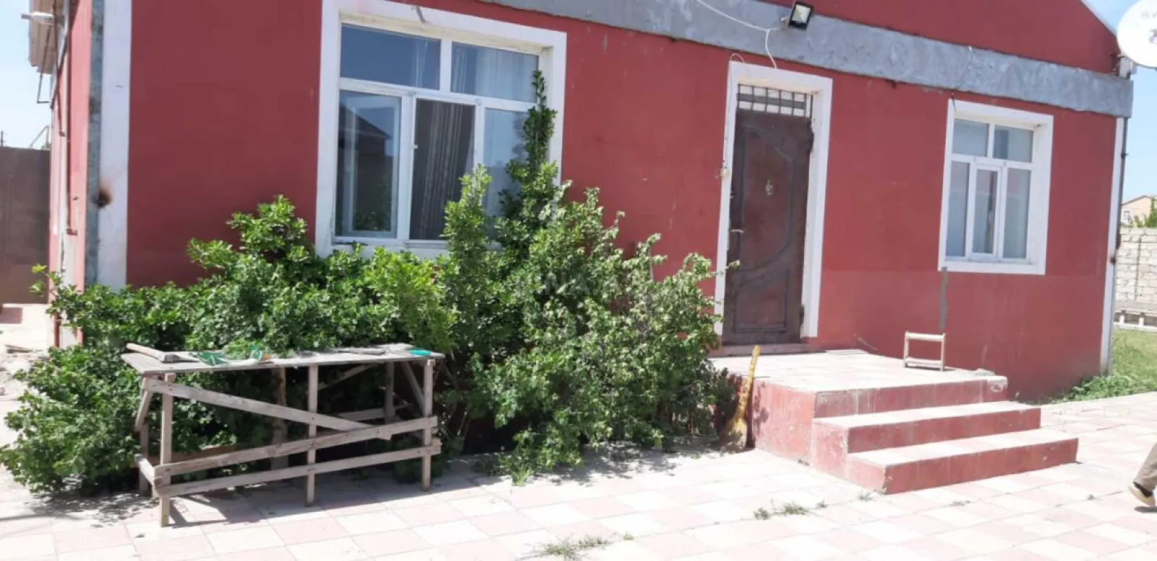 Kirayə verilir 3 otaqlı həyət evi 100 m²