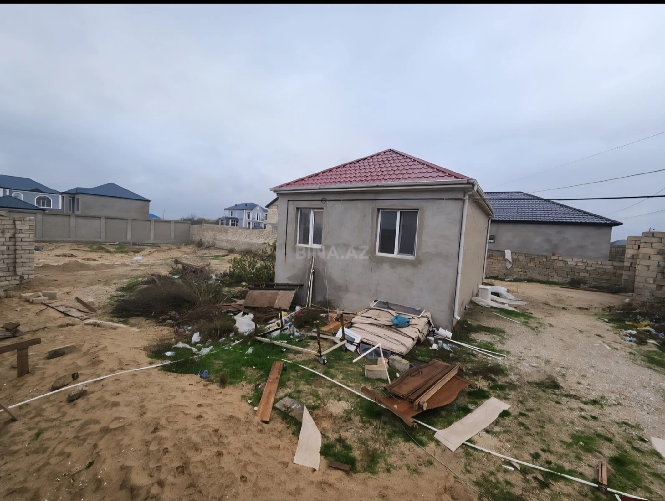 Satılır 3 otaqlı həyət evi 55 m²