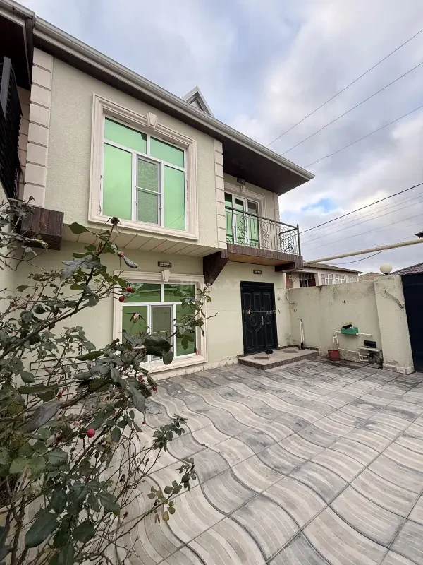 Satılır 4 otaqlı həyət evi 120 m²