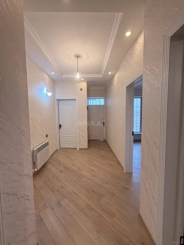 Satılır 8 otaqlı həyət evi 160 m²