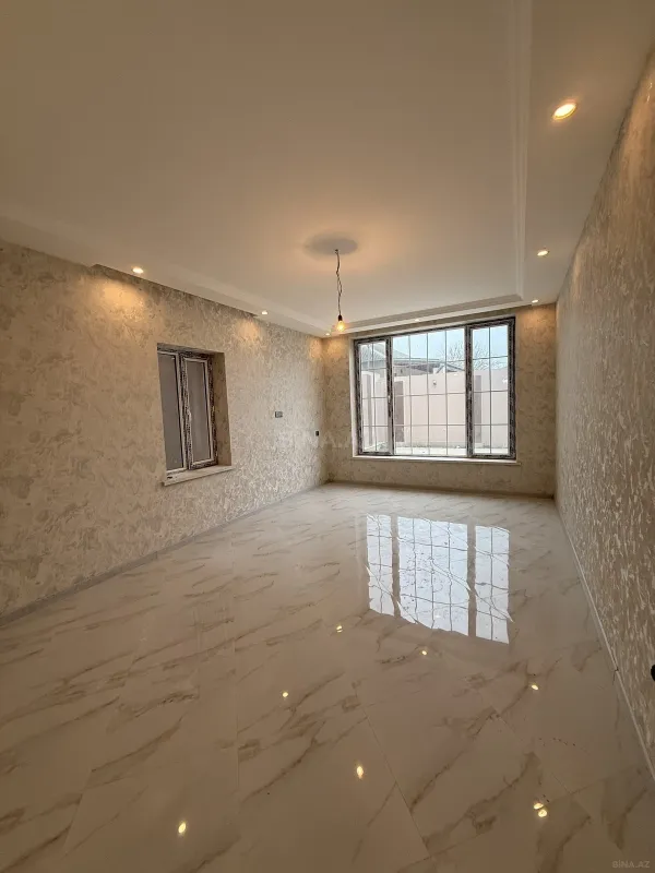 Satılır 8 otaqlı həyət evi 160 m²