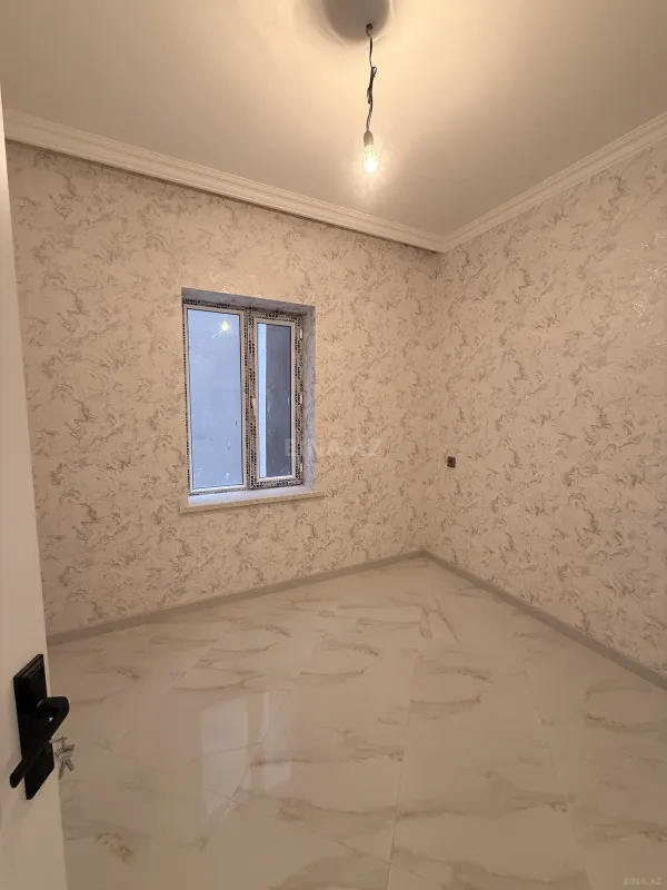 Satılır 8 otaqlı həyət evi 160 m²
