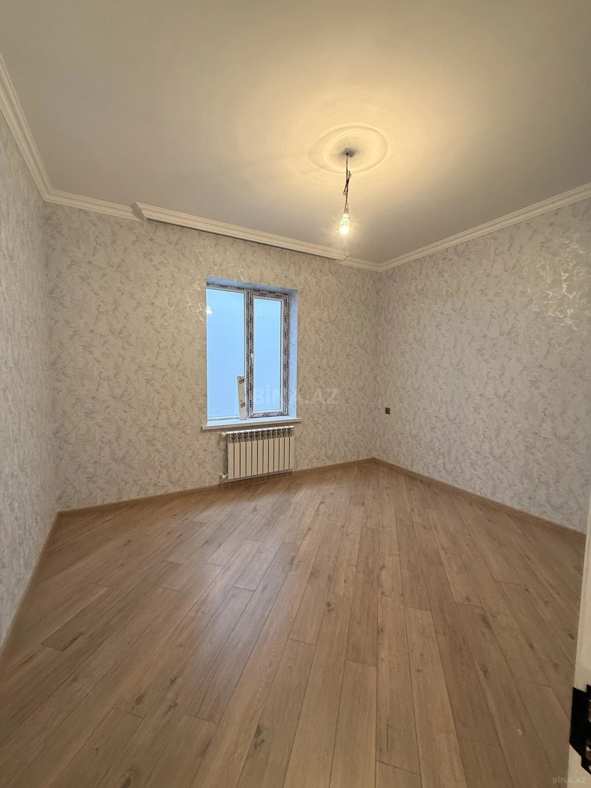 Satılır 8 otaqlı həyət evi 160 m²