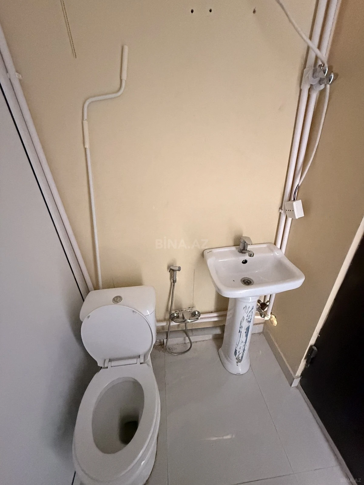 Satılır 4 otaqlı həyət evi 330 m²