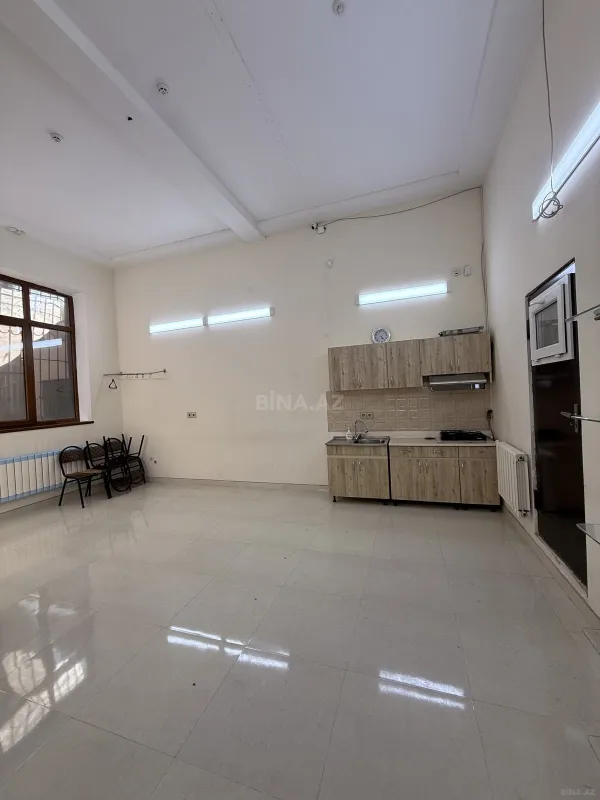 Satılır 4 otaqlı həyət evi 330 m²
