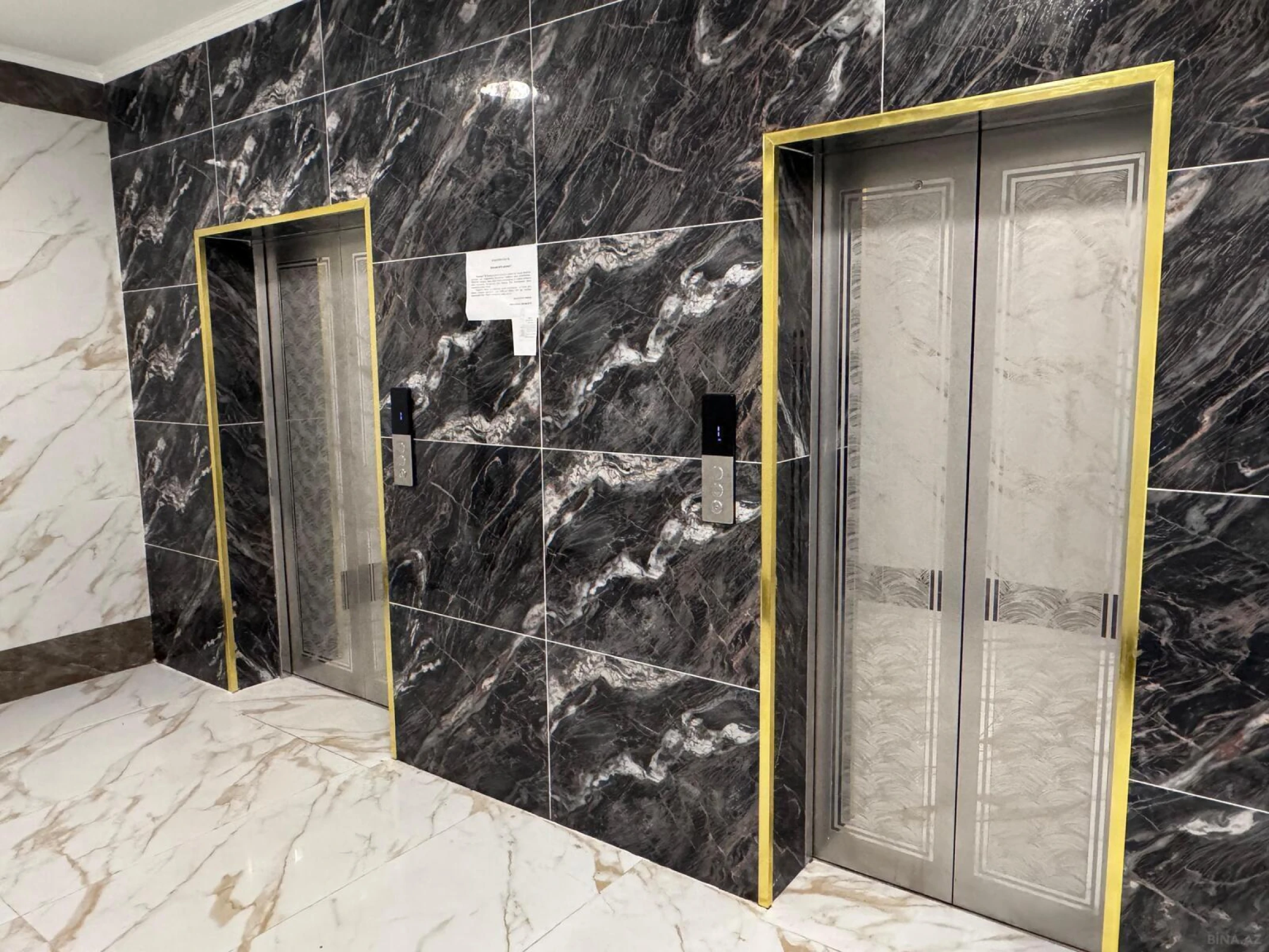 Satılır 2 otaqlı mənzil 56 m²