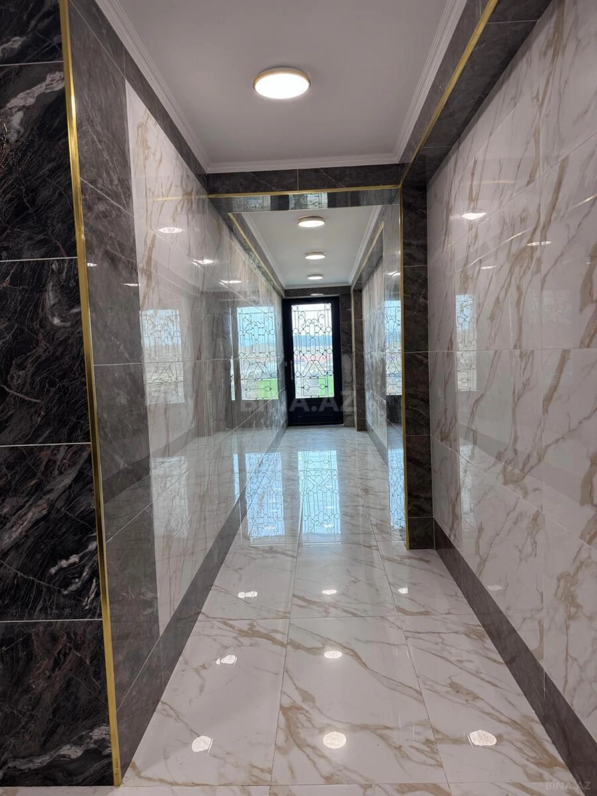 Satılır 2 otaqlı mənzil 56 m²