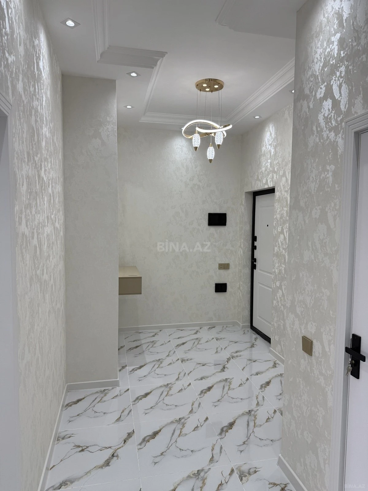 Satılır 2 otaqlı mənzil 60 m²