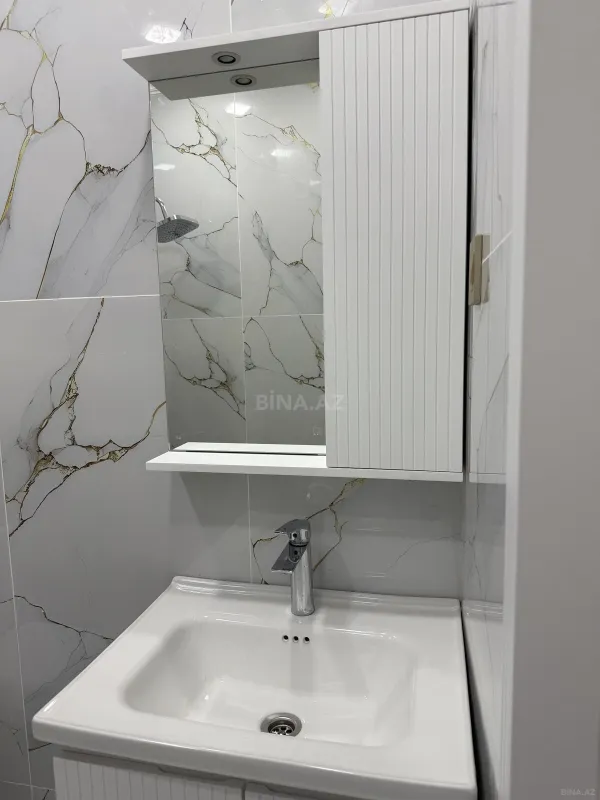 Satılır 2 otaqlı mənzil 60 m²