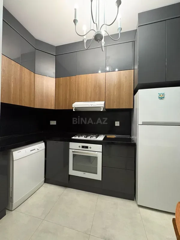 Kirayə verilir 3 otaqlı mənzil 105 m²