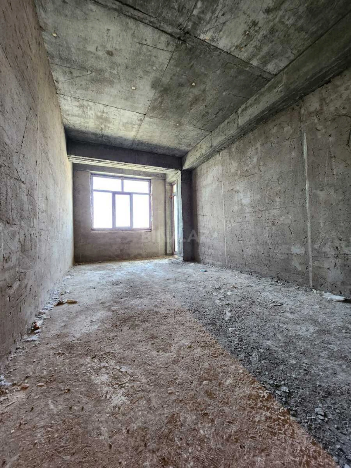 Satılır 2 otaqlı mənzil 61.1 m²