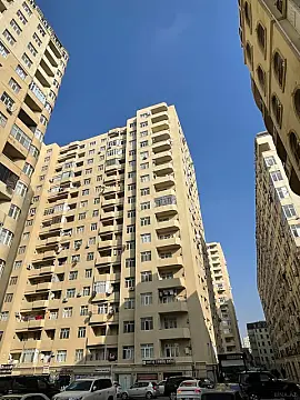 Satılır 2 otaqlı mənzil 61.1 m²