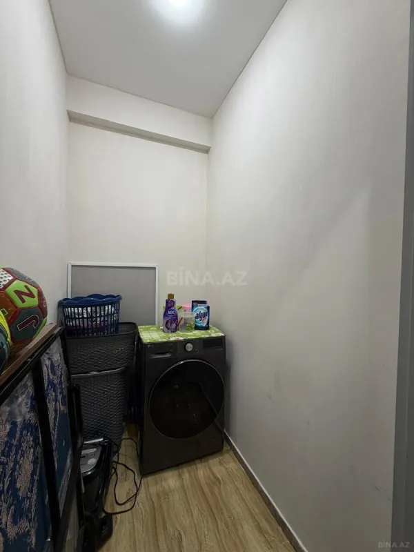 Satılır 2 otaqlı mənzil 82 m²