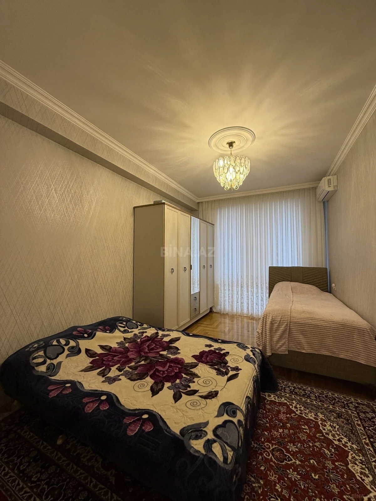 Satılır 3 otaqlı mənzil 105 m²