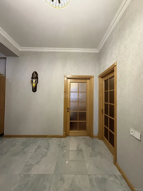 Satılır 3 otaqlı mənzil 105 m²