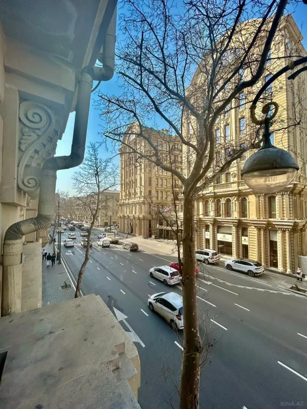 Kirayə verilir 3 otaqlı ofis 115 m²