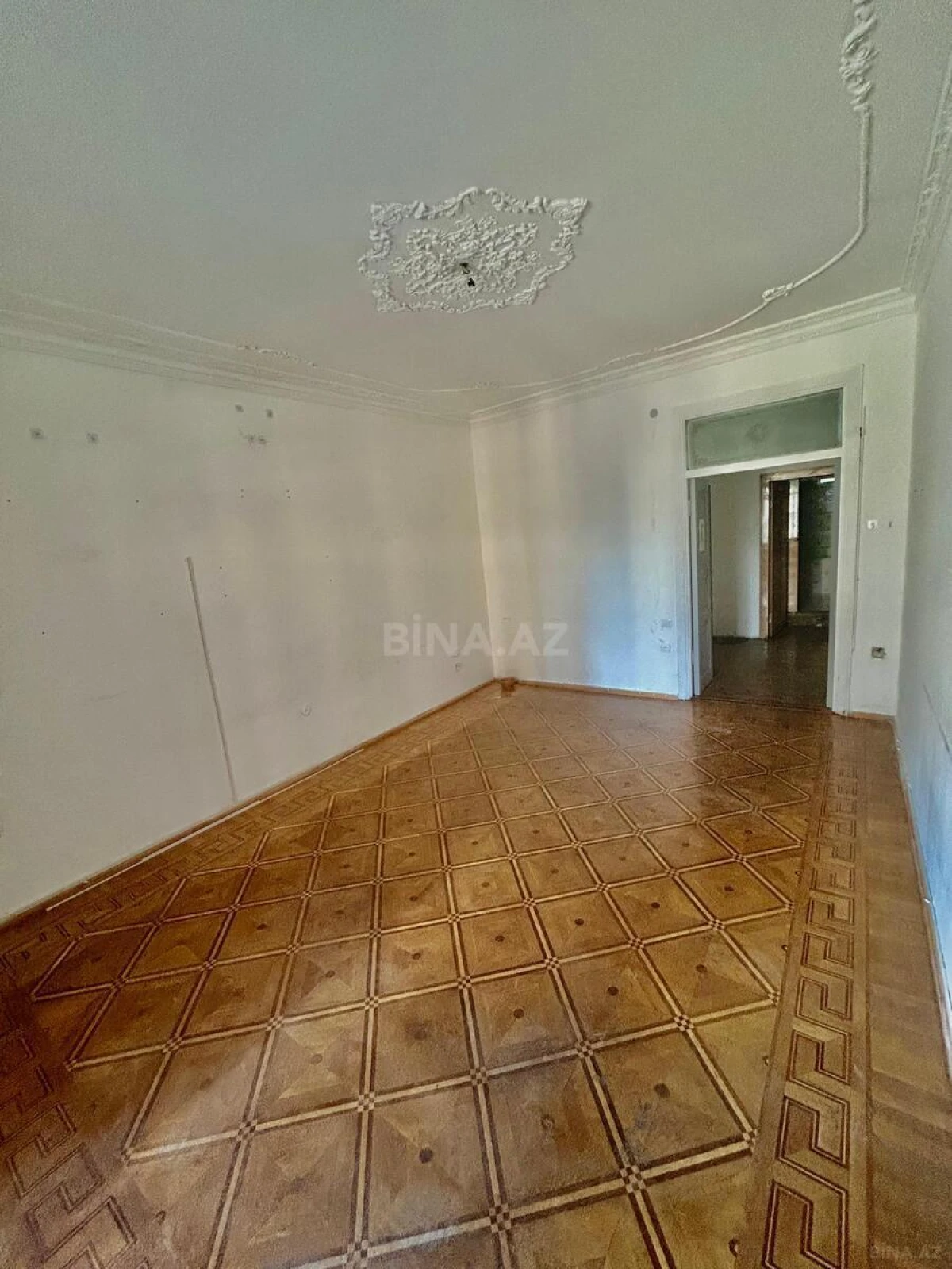 Kirayə verilir 3 otaqlı ofis 115 m²