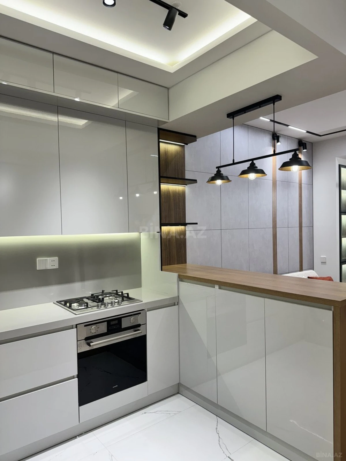Kirayə verilir 2 otaqlı mənzil 65 m²