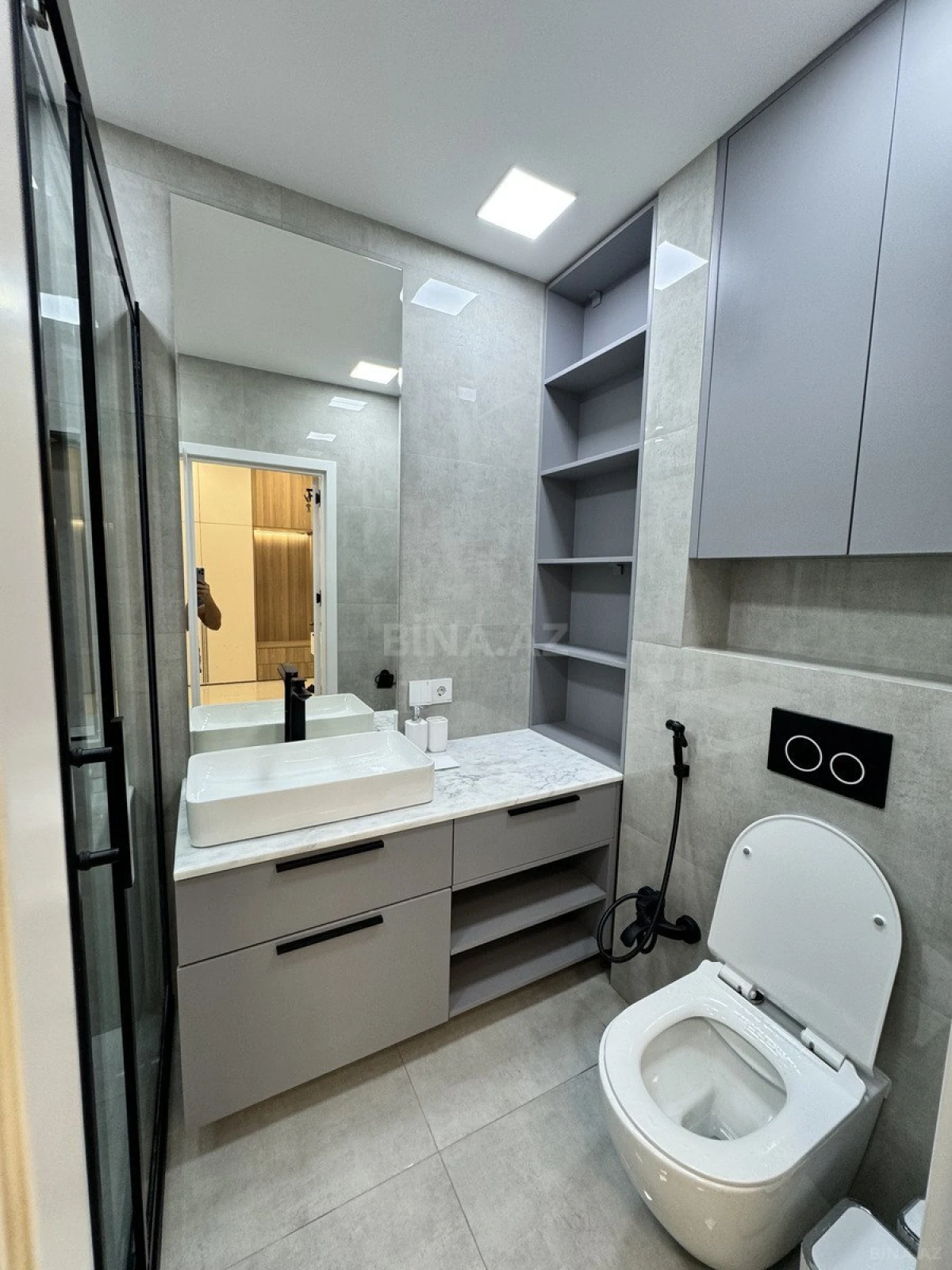 Kirayə verilir 2 otaqlı mənzil 65 m²