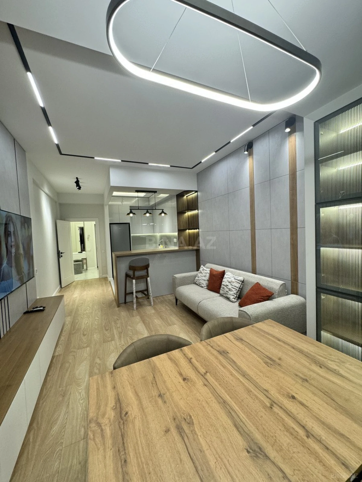 Kirayə verilir 2 otaqlı mənzil 65 m²