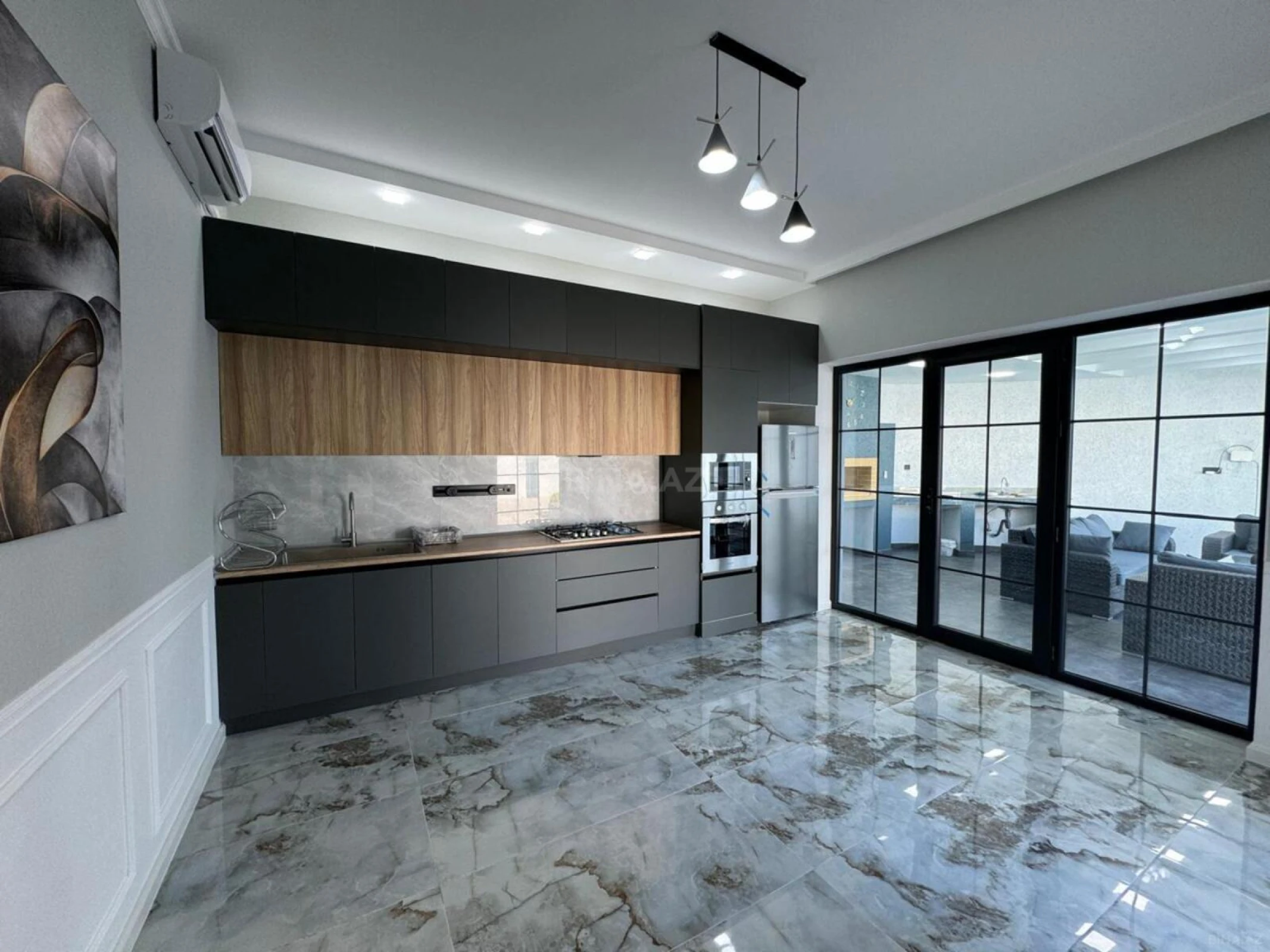 Satılır 4 otaqlı həyət evi 160 m²