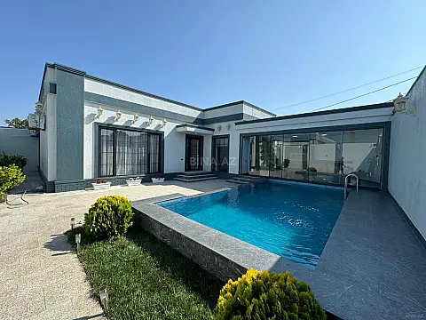 Satılır 4 otaqlı həyət evi 160 m²