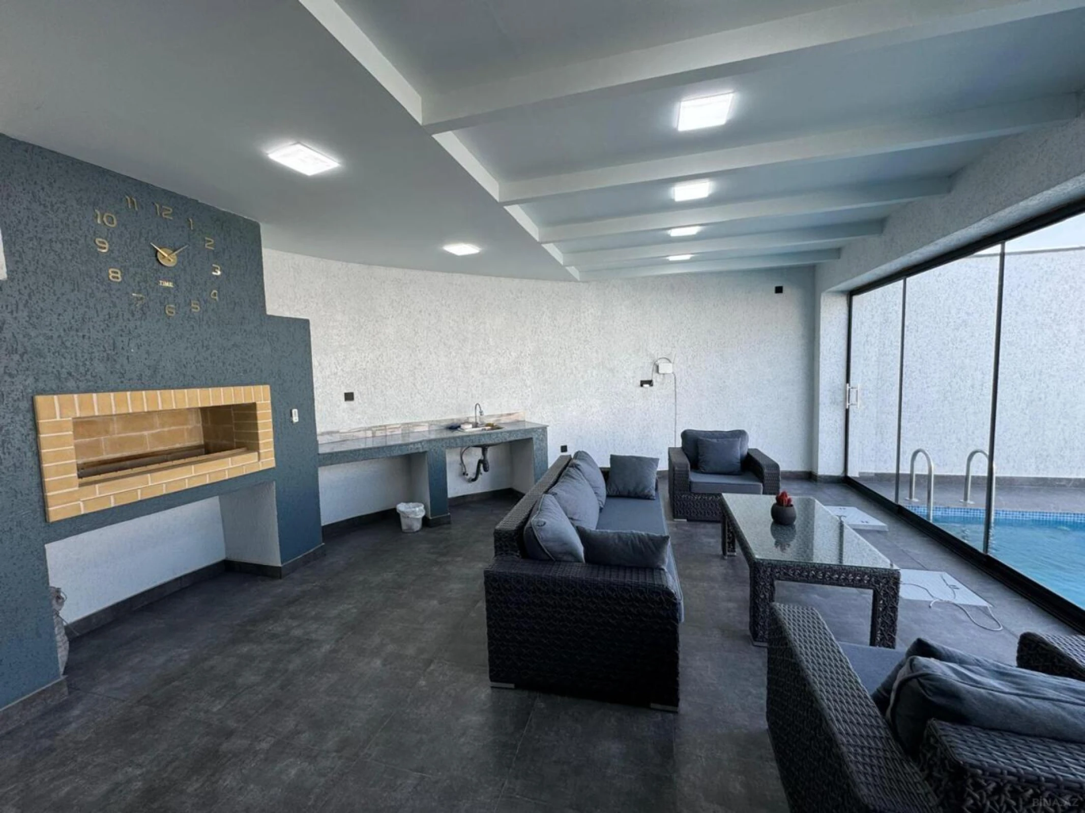 Satılır 4 otaqlı həyət evi 160 m²