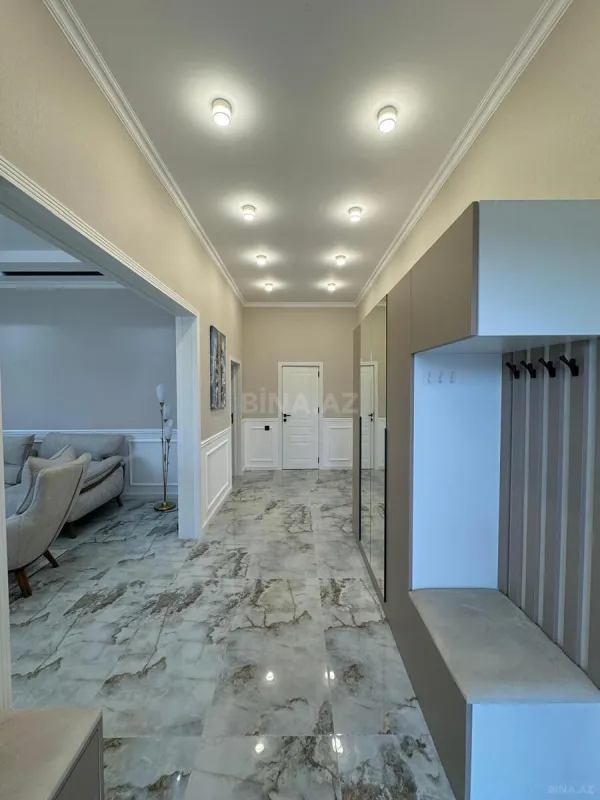 Satılır 4 otaqlı həyət evi 160 m²
