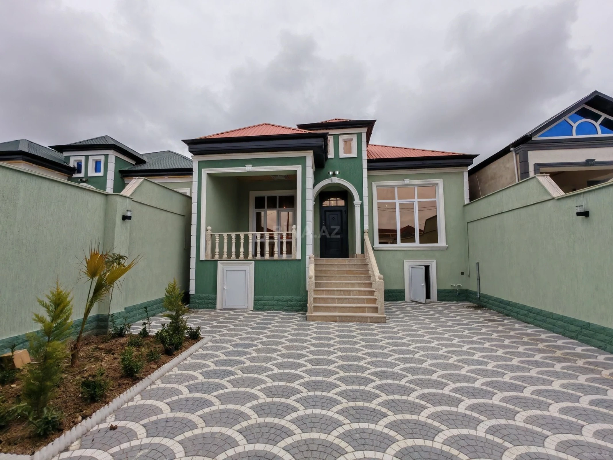 Satılır 4 otaqlı həyət evi 130 m²