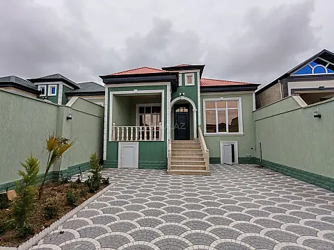 Satılır 4 otaqlı həyət evi 130 m²