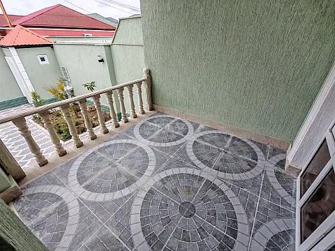 Satılır 4 otaqlı həyət evi 130 m²