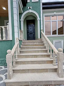 Satılır 4 otaqlı həyət evi 130 m²