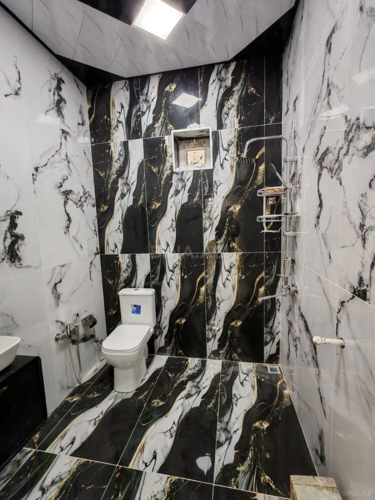 Satılır 4 otaqlı həyət evi 130 m²