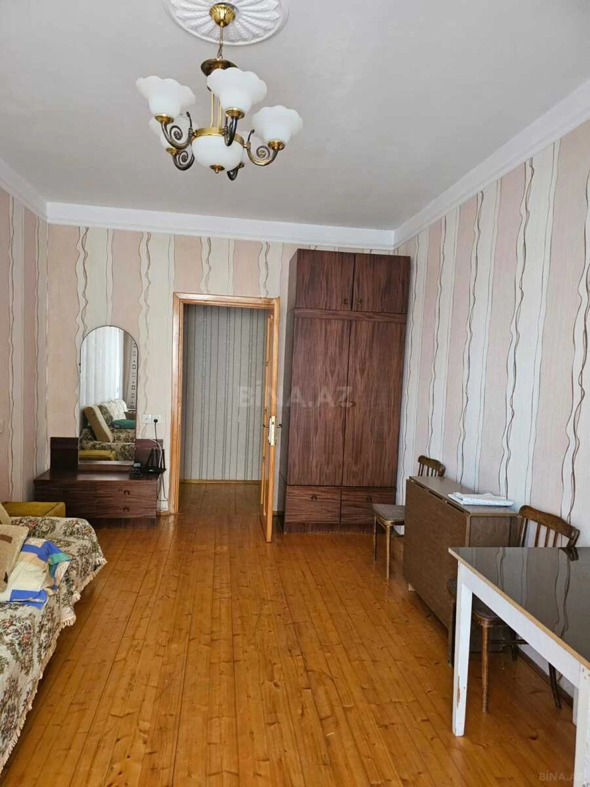 Satılır 2 otaqlı mənzil 44 m²