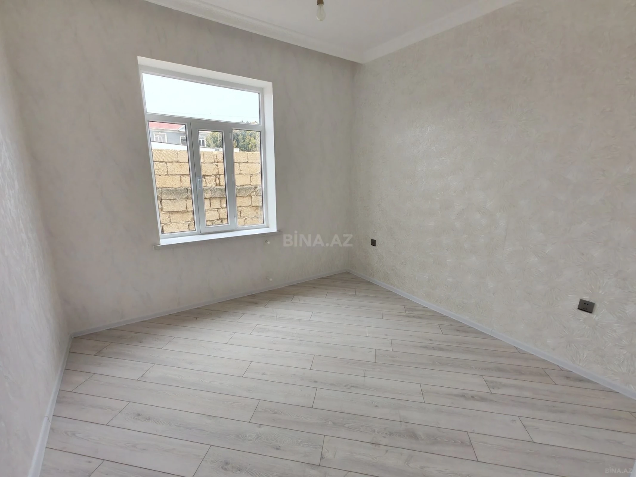 Satılır 4 otaqlı həyət evi 130 m²