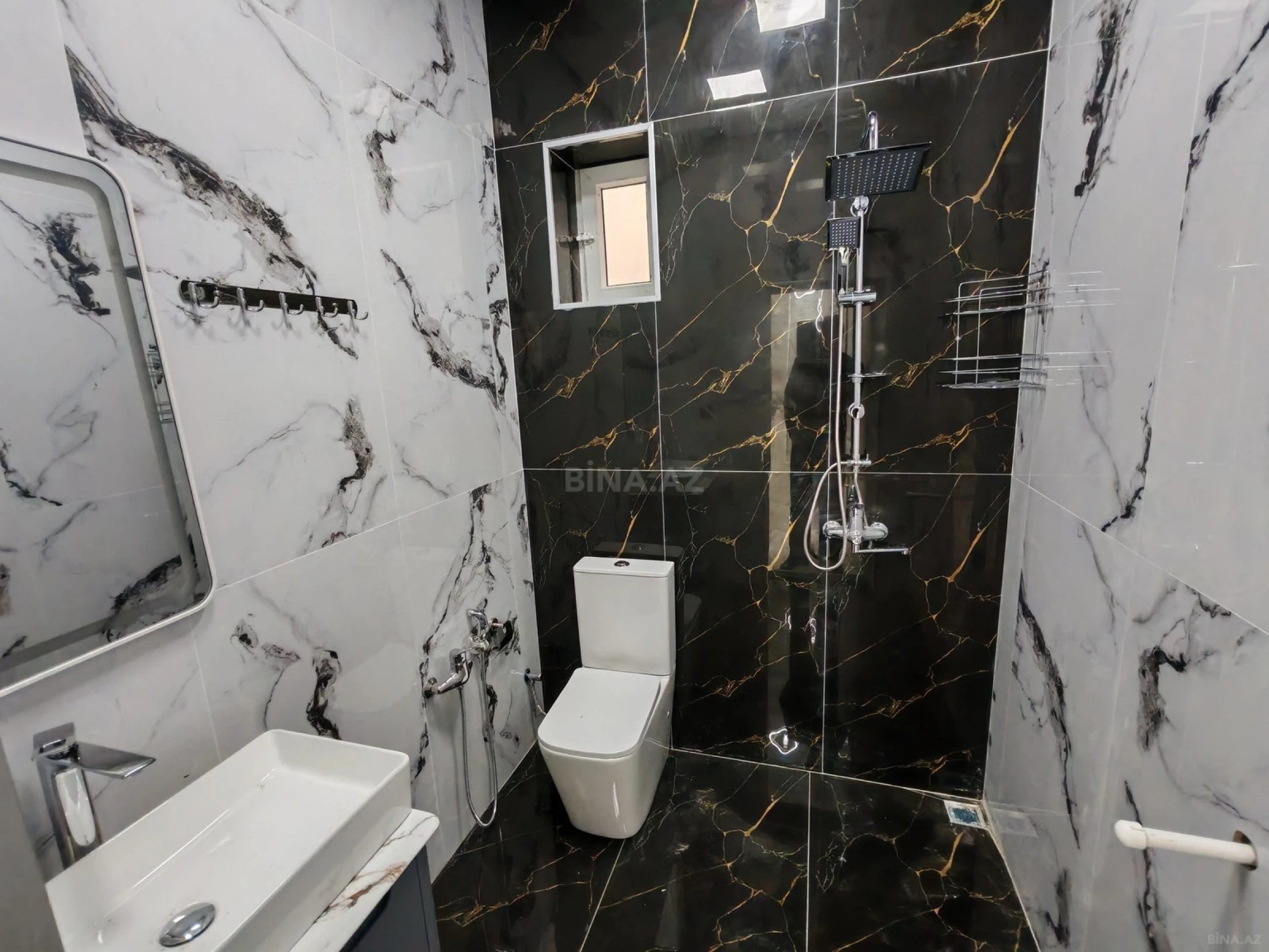 Satılır 4 otaqlı həyət evi 130 m²