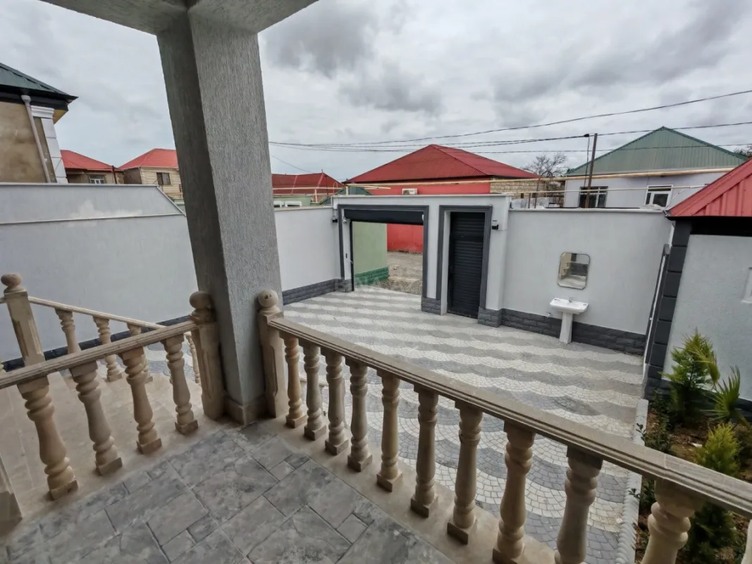 Satılır 4 otaqlı həyət evi 130 m²
