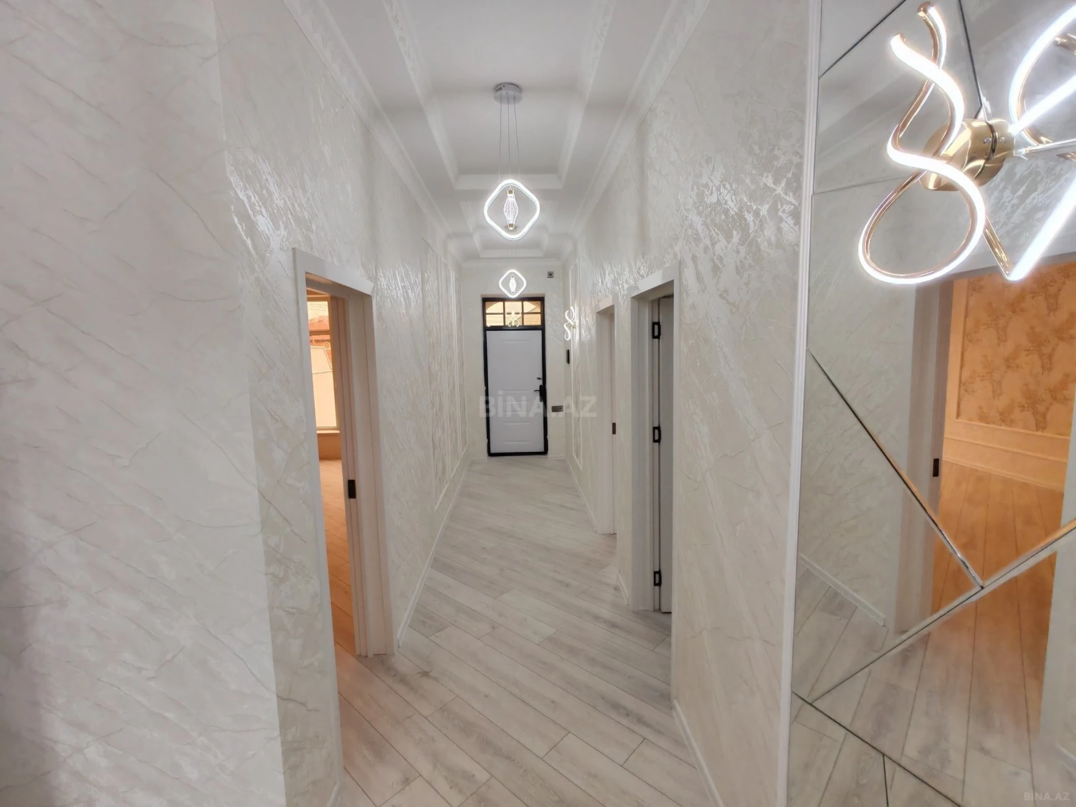 Satılır 4 otaqlı həyət evi 130 m²