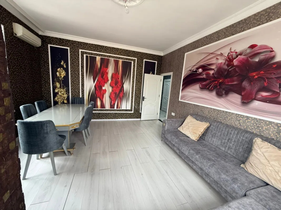 Satılır 3 otaqlı mənzil 86 m²