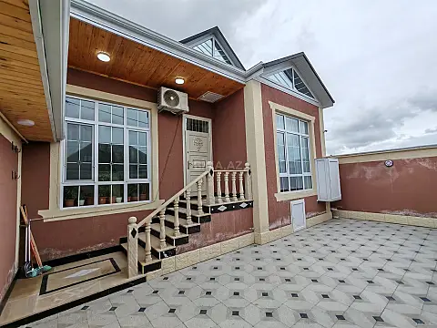 Satılır 3 otaqlı həyət evi 105 m² — Bakı 3 otaq 105.00 m²