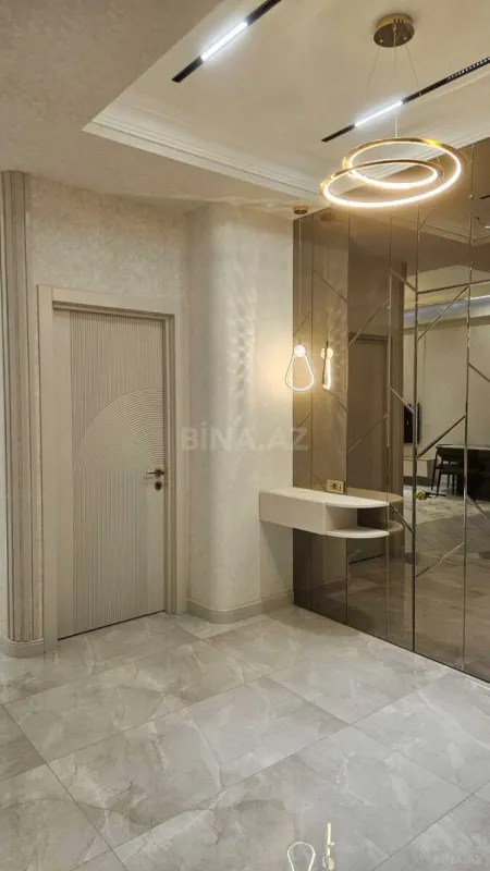 Kirayə verilir 3 otaqlı mənzil 110 m²