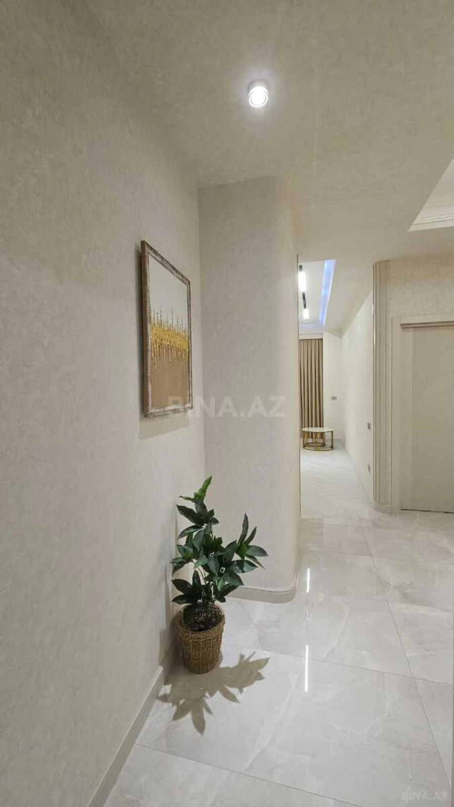 Kirayə verilir 3 otaqlı mənzil 110 m²